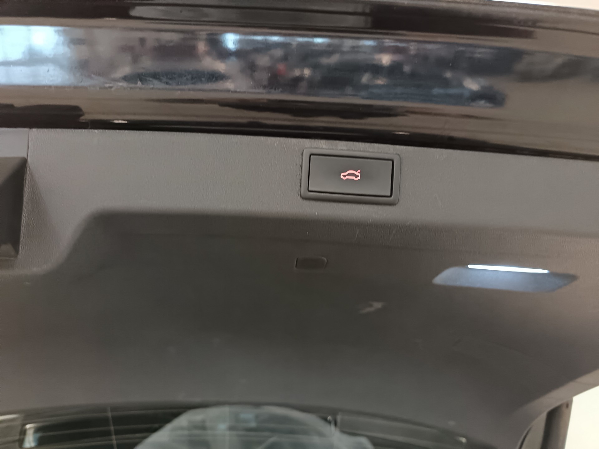 SKODA Enyaq 2024
