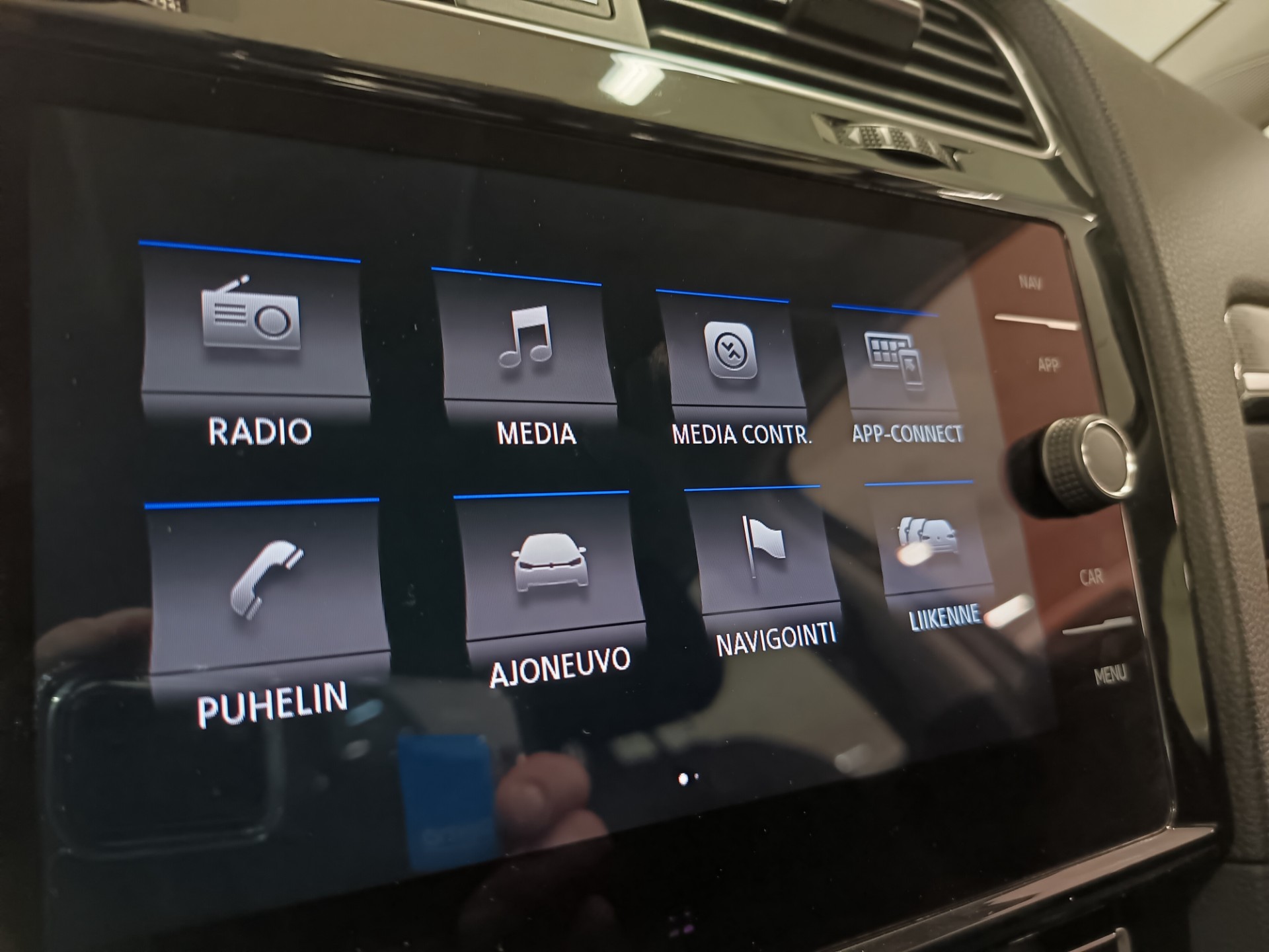 VOLKSWAGEN Golf 2017