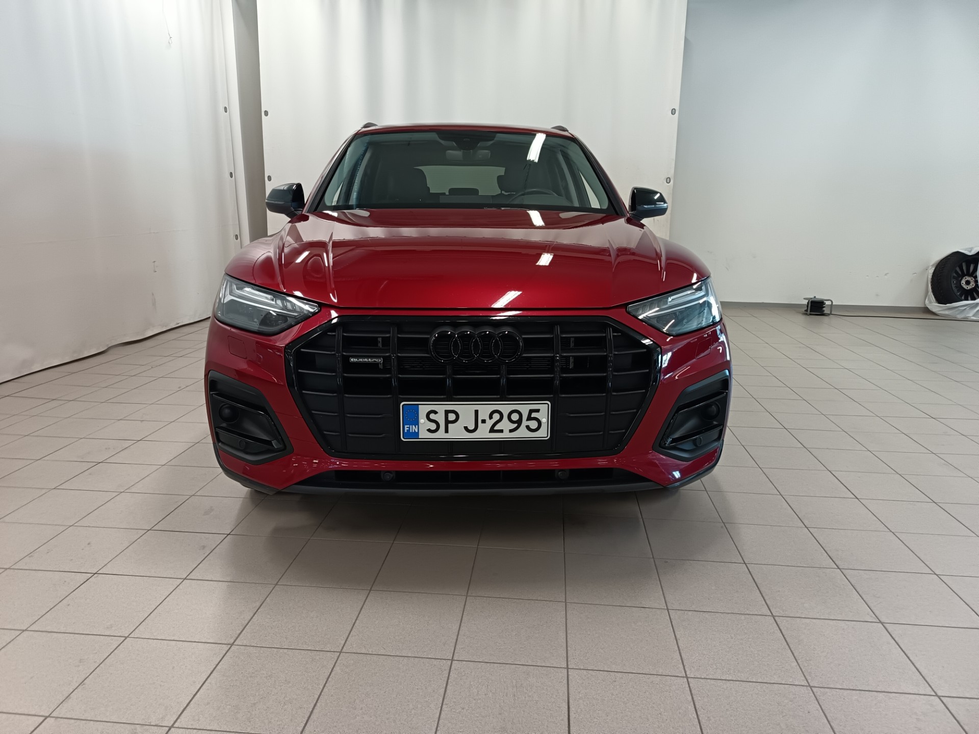 AUDI Q5 4