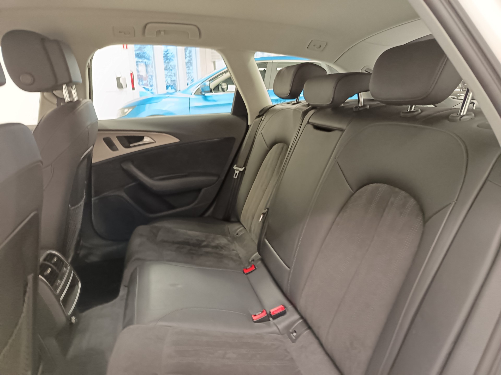 AUDI A6 allroad quattro 2015