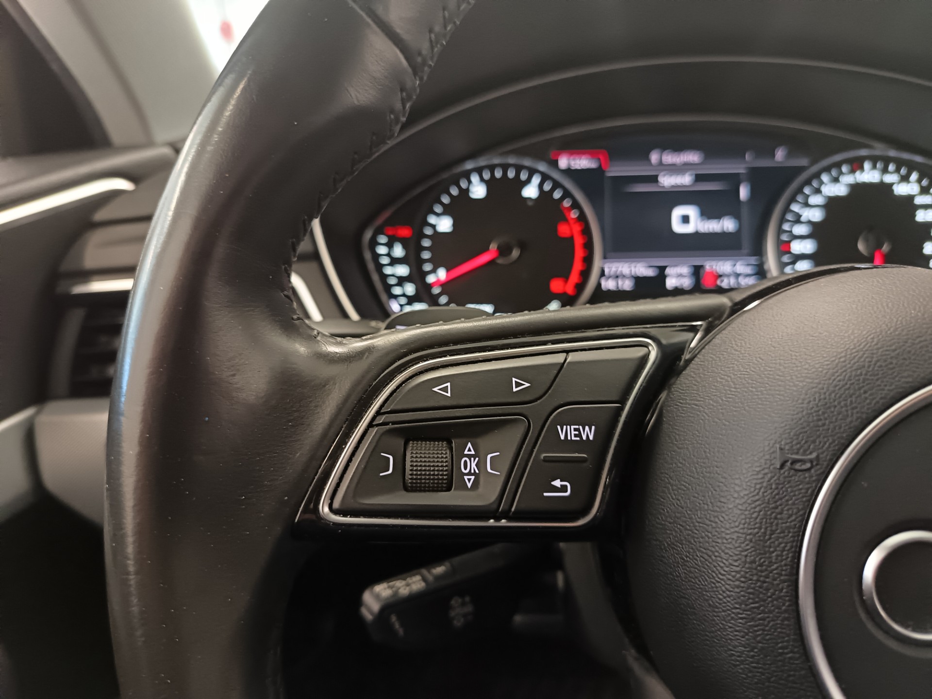 AUDI A4 2016