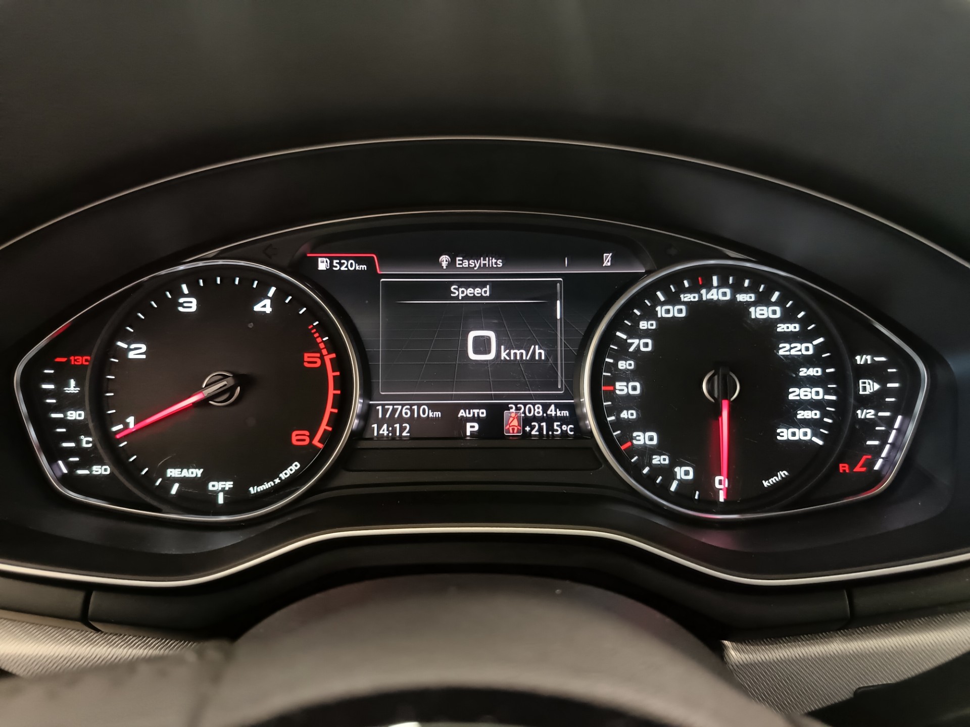 AUDI A4 2016
