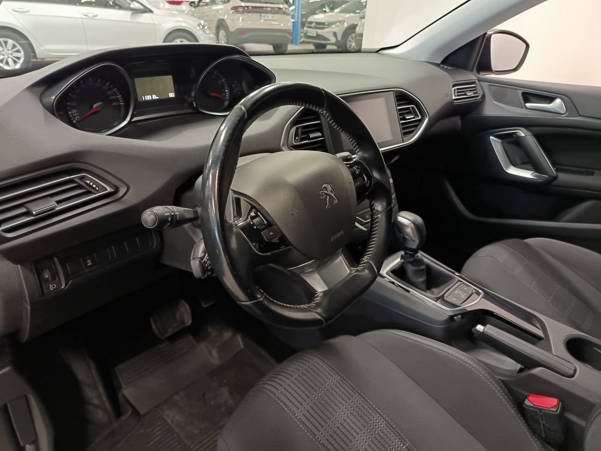 PEUGEOT 308 2018