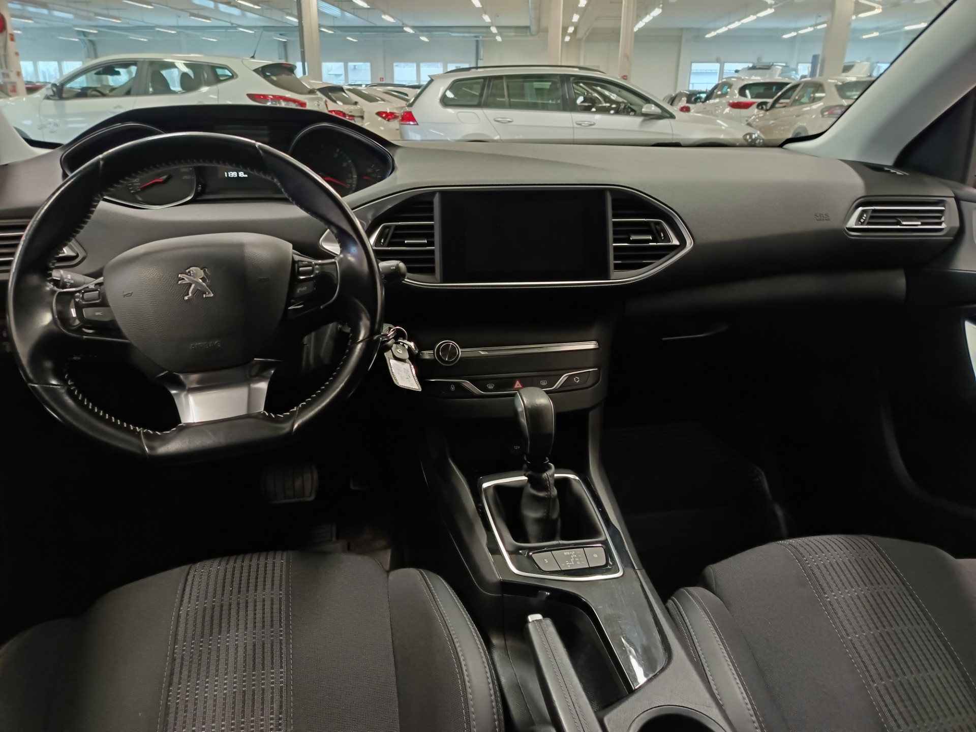 PEUGEOT 308 2018