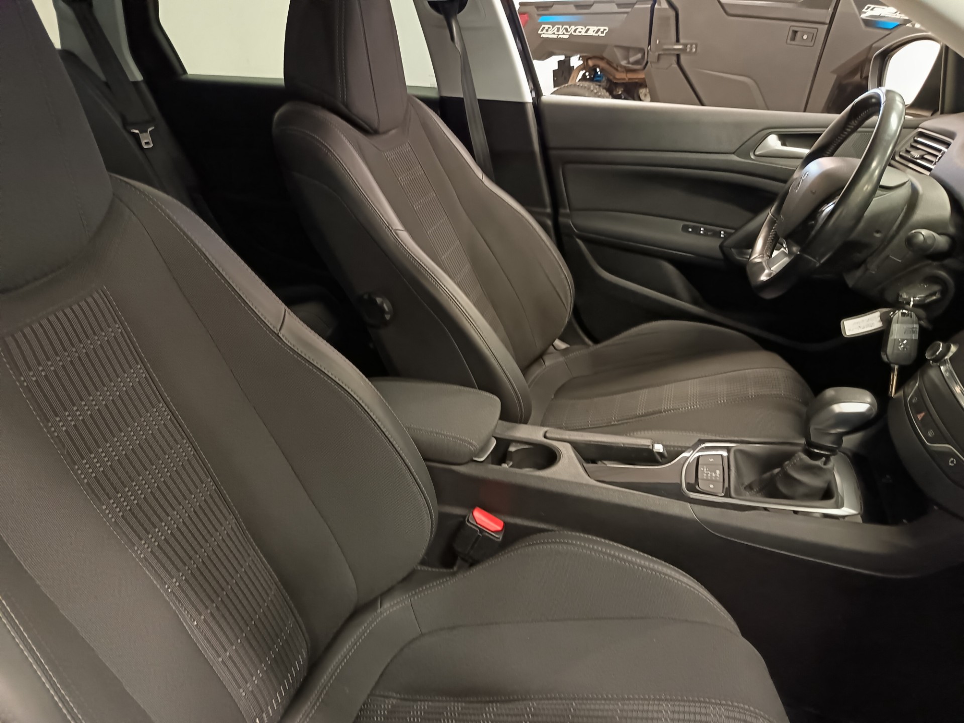 PEUGEOT 308 2018