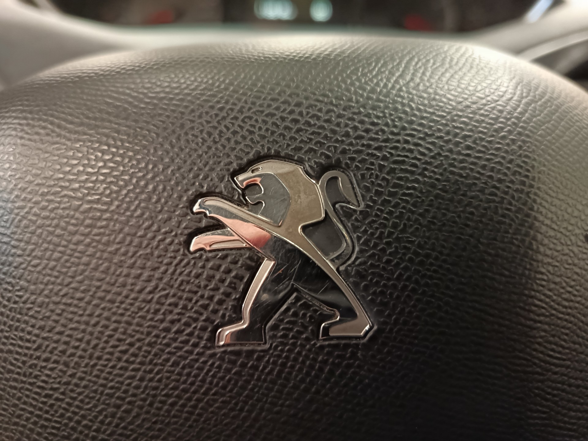 PEUGEOT 308 2018