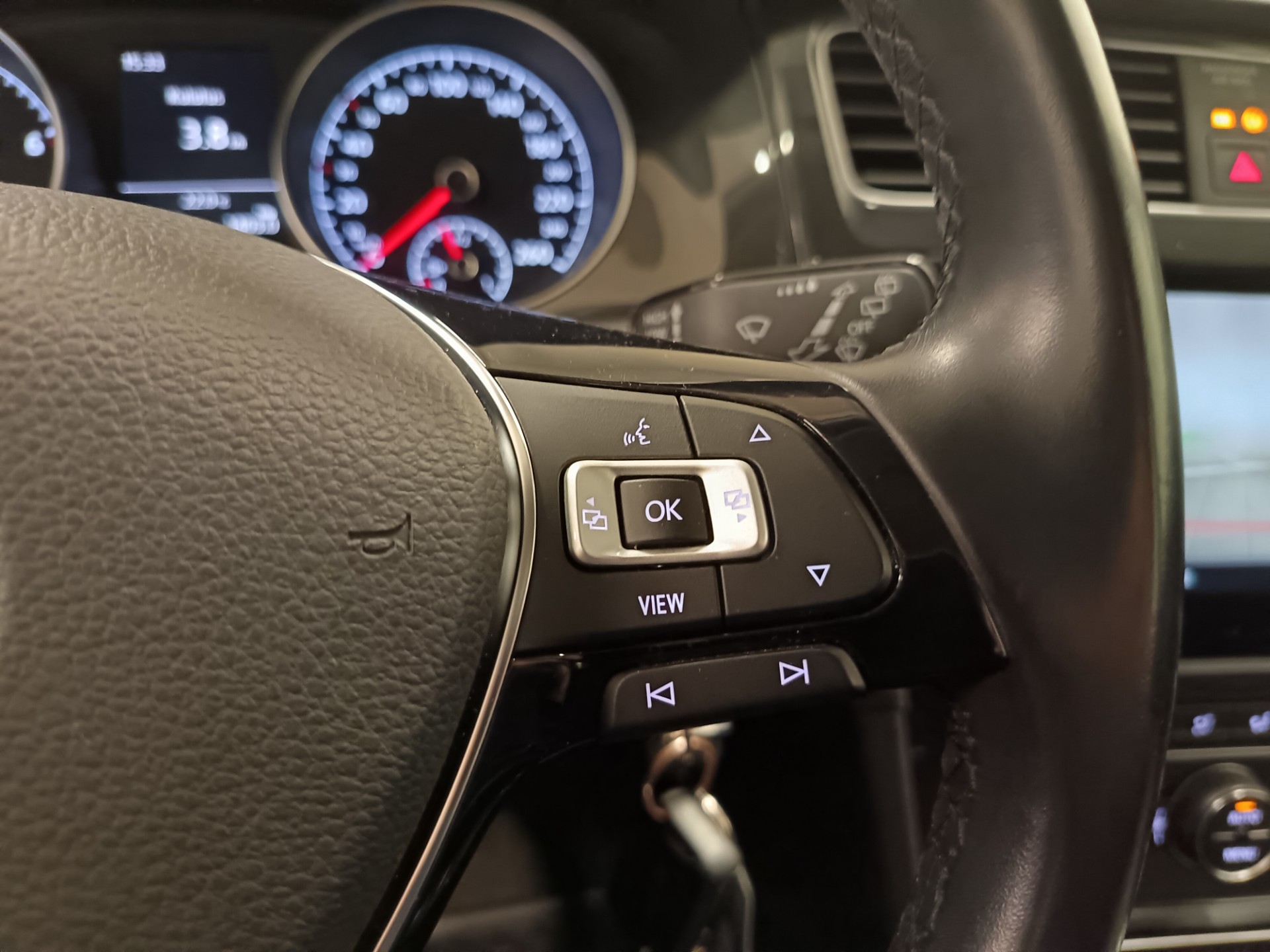 VOLKSWAGEN Golf 2020
