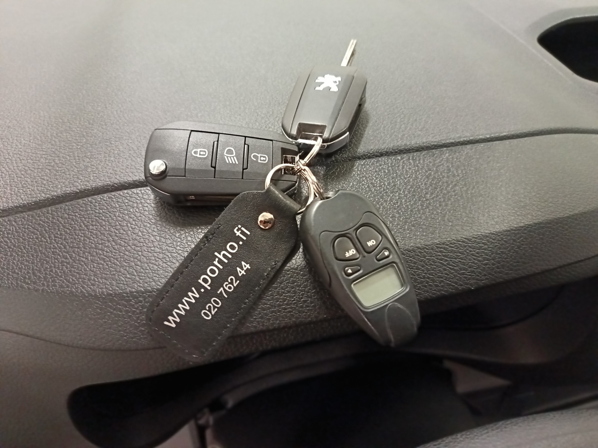 Peugeot Traveller 2022