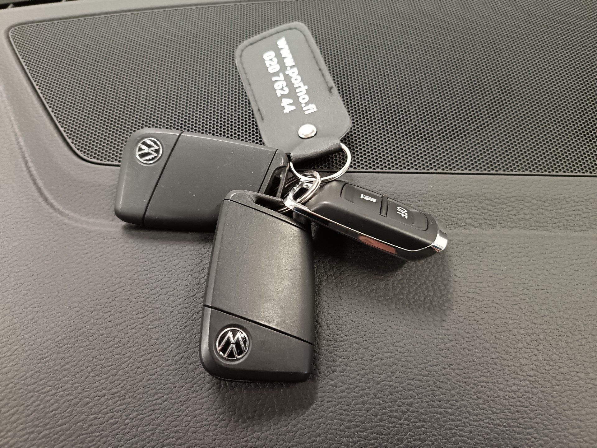 VOLKSWAGEN Passat 2022