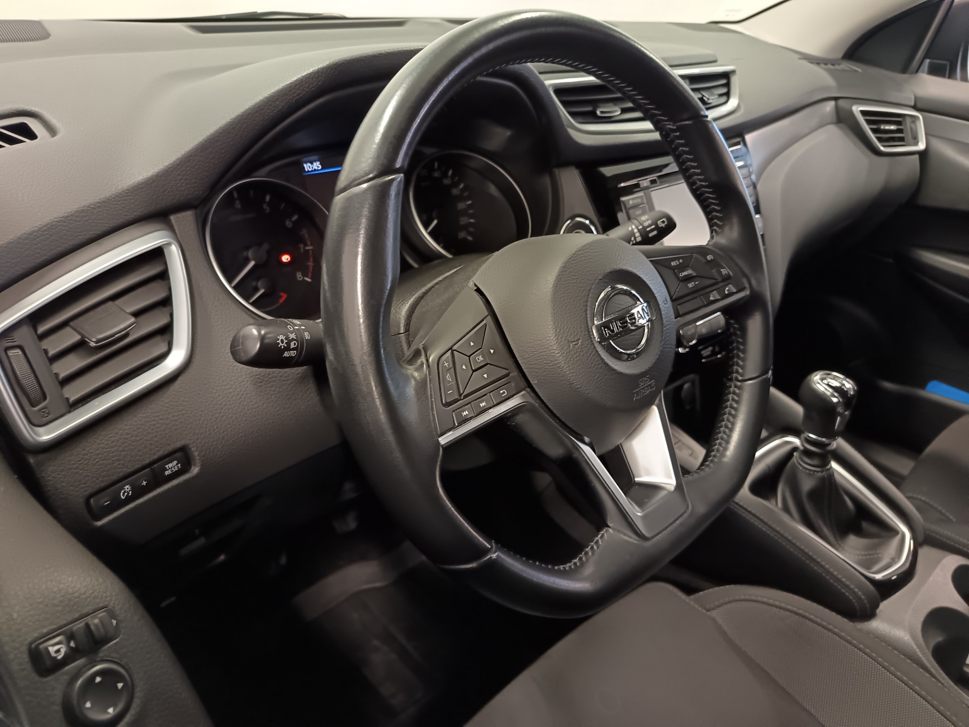 NISSAN Qashqai 2019