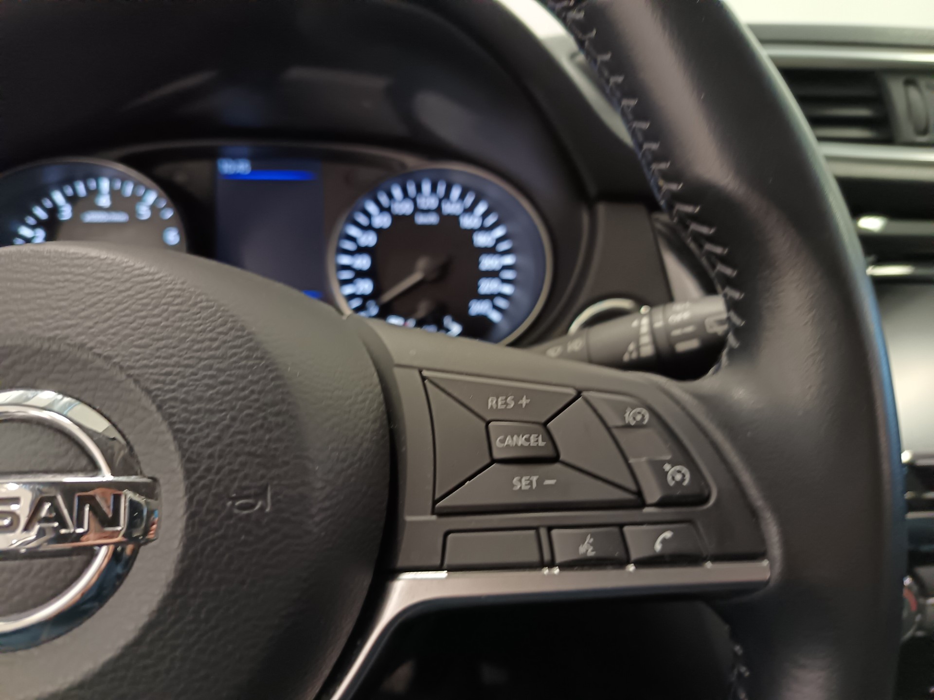 NISSAN Qashqai 2019