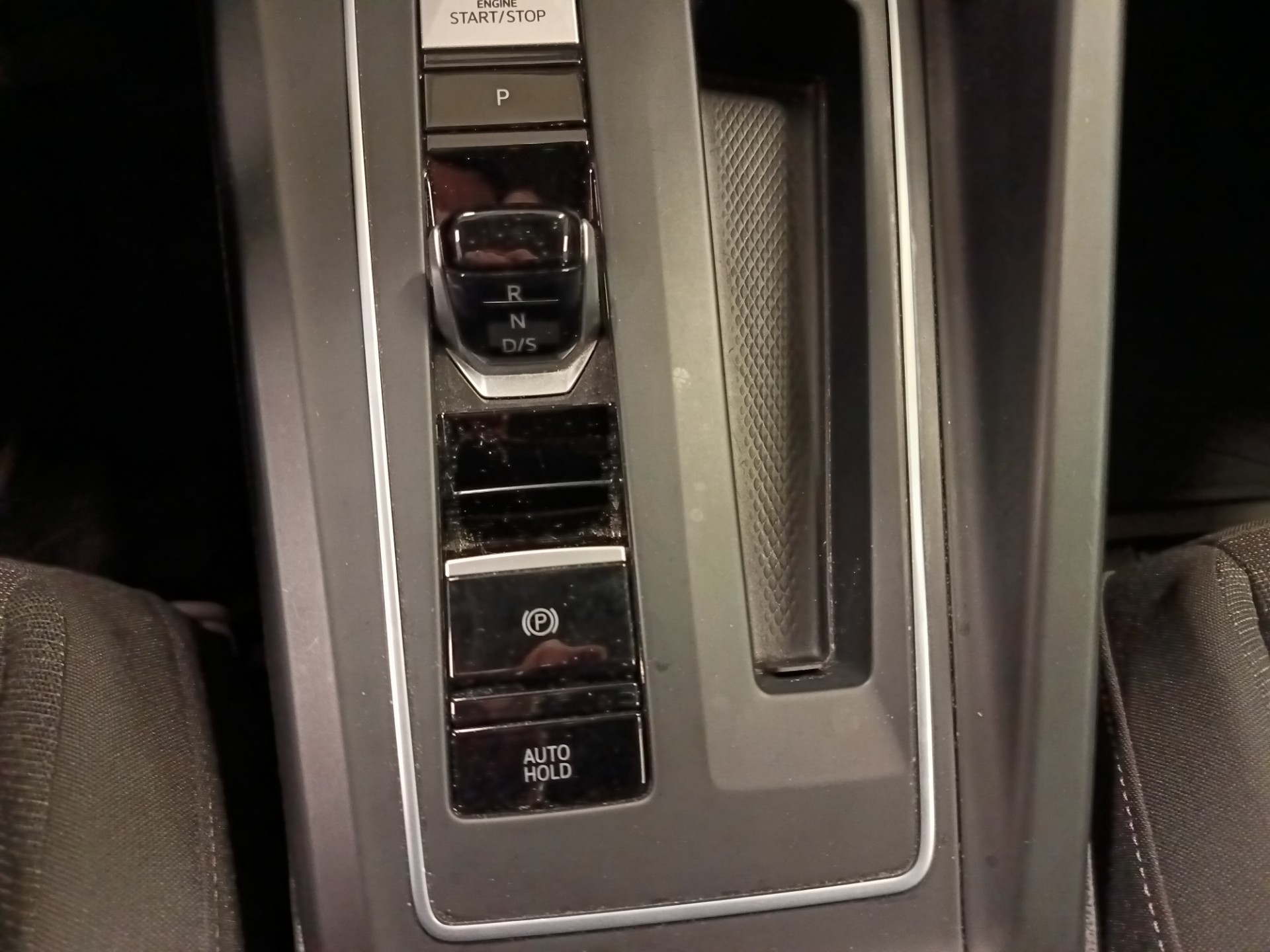 VOLKSWAGEN Golf 2020