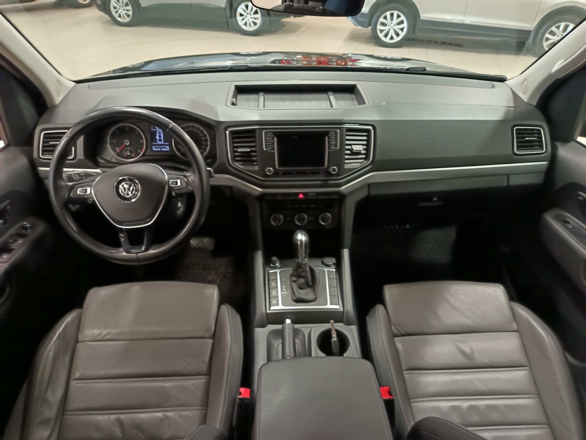 VOLKSWAGEN Amarok 2019