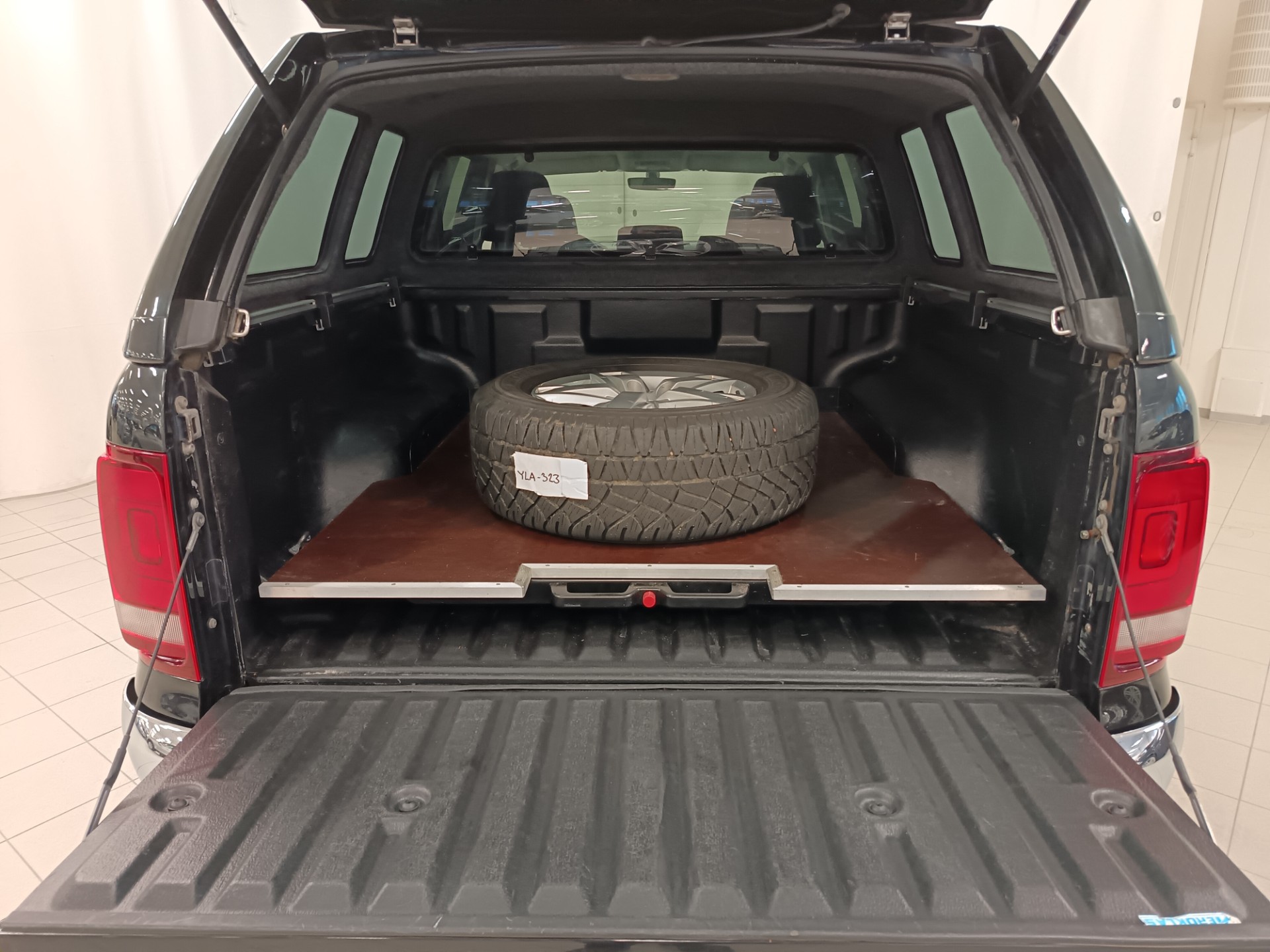 VOLKSWAGEN Amarok 2019