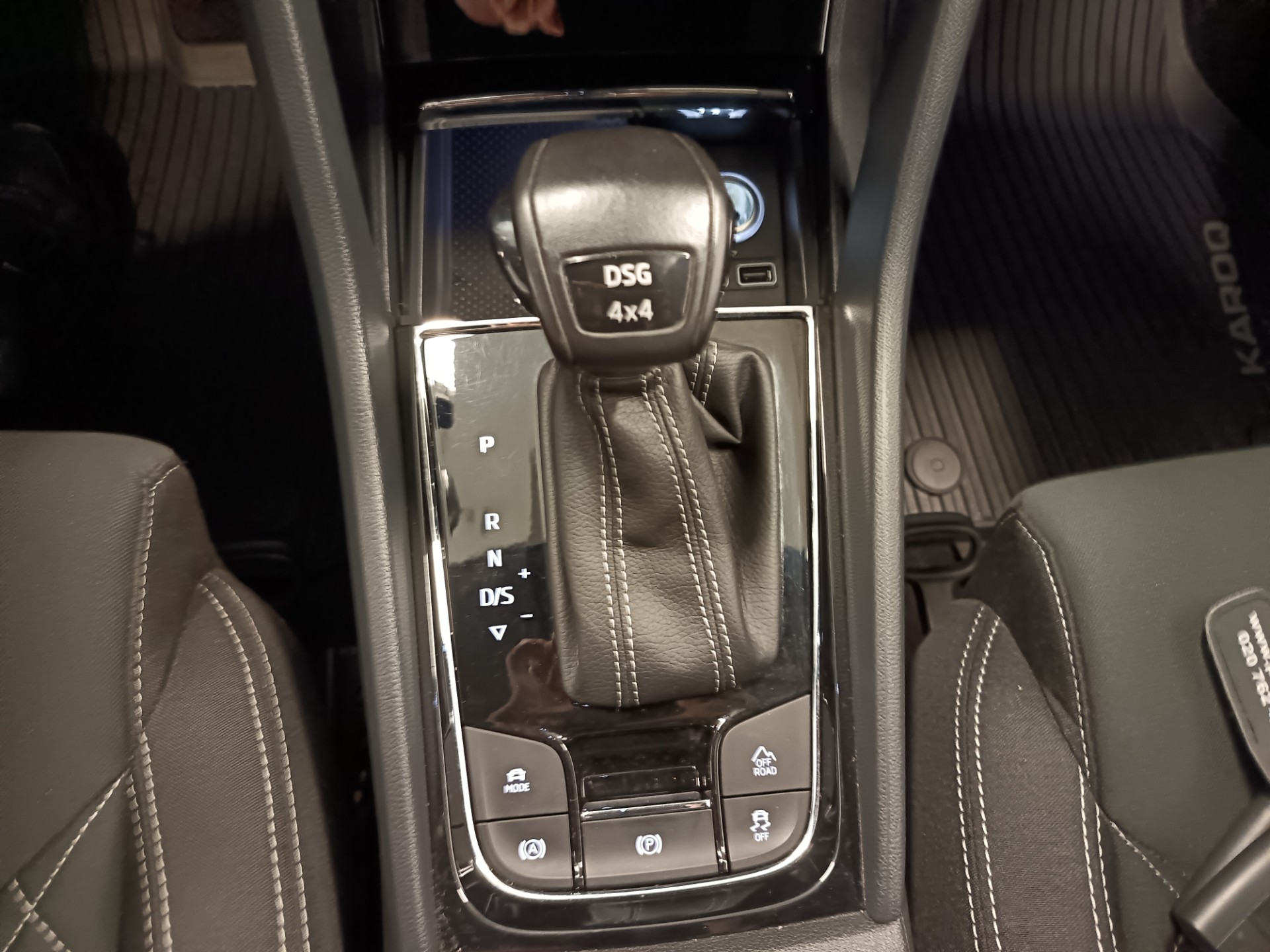 SKODA Karoq 2019