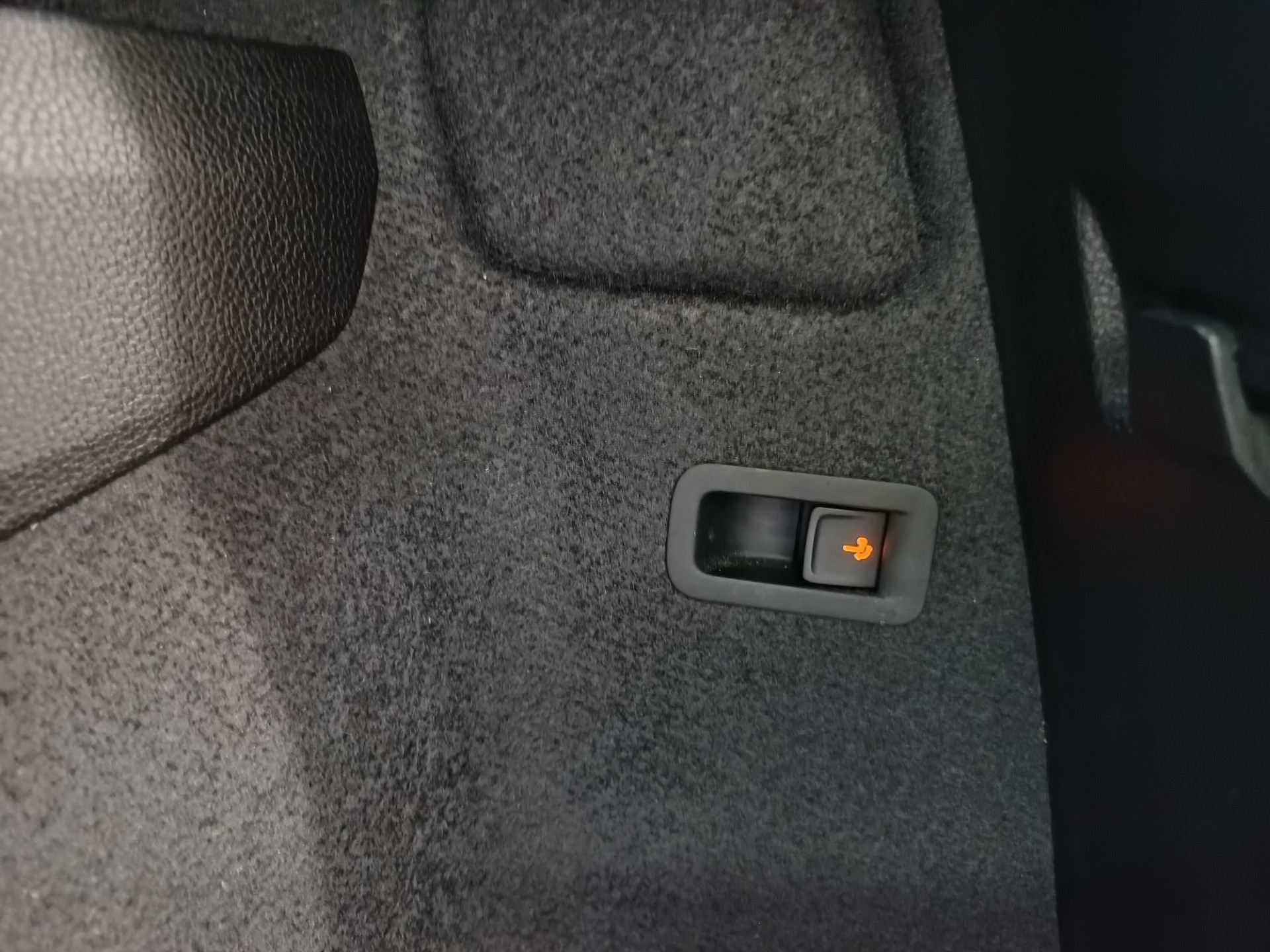 SKODA Karoq 2019