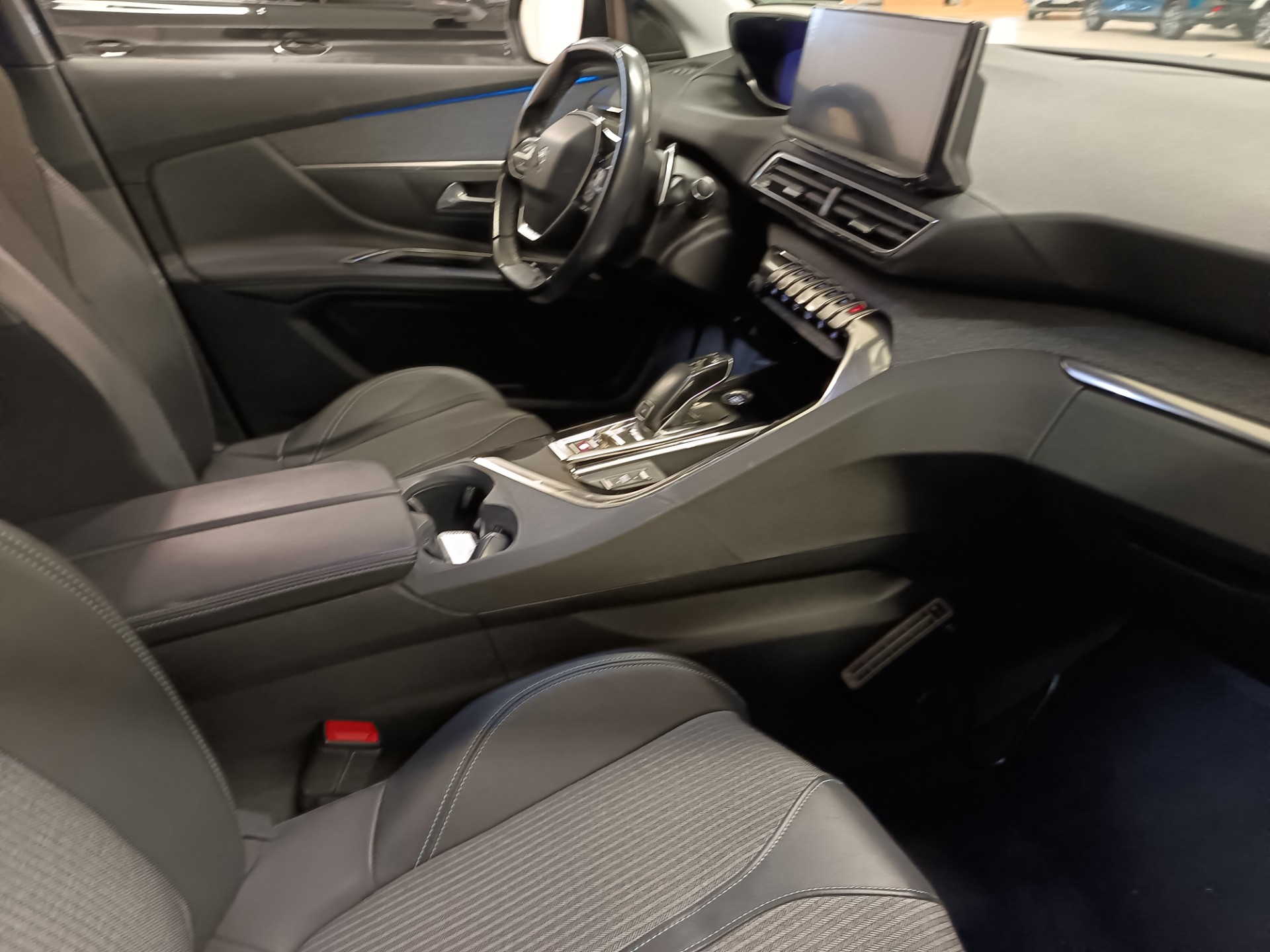 PEUGEOT 3008 2022