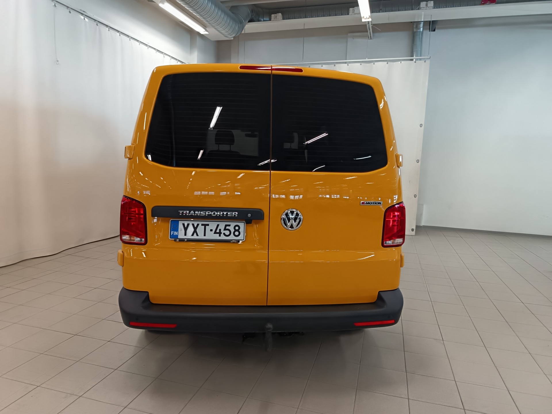 VOLKSWAGEN Transporter 2024