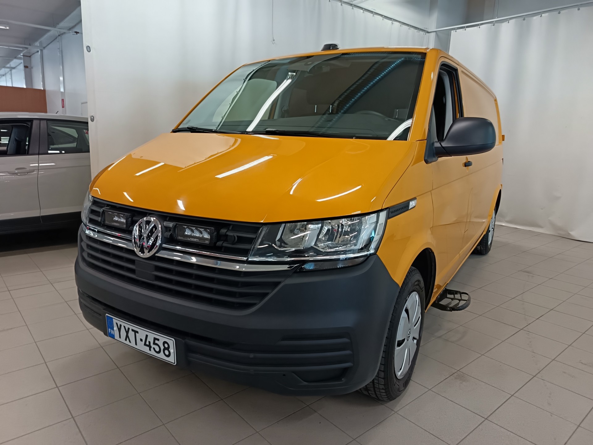 VOLKSWAGEN Transporter 2024