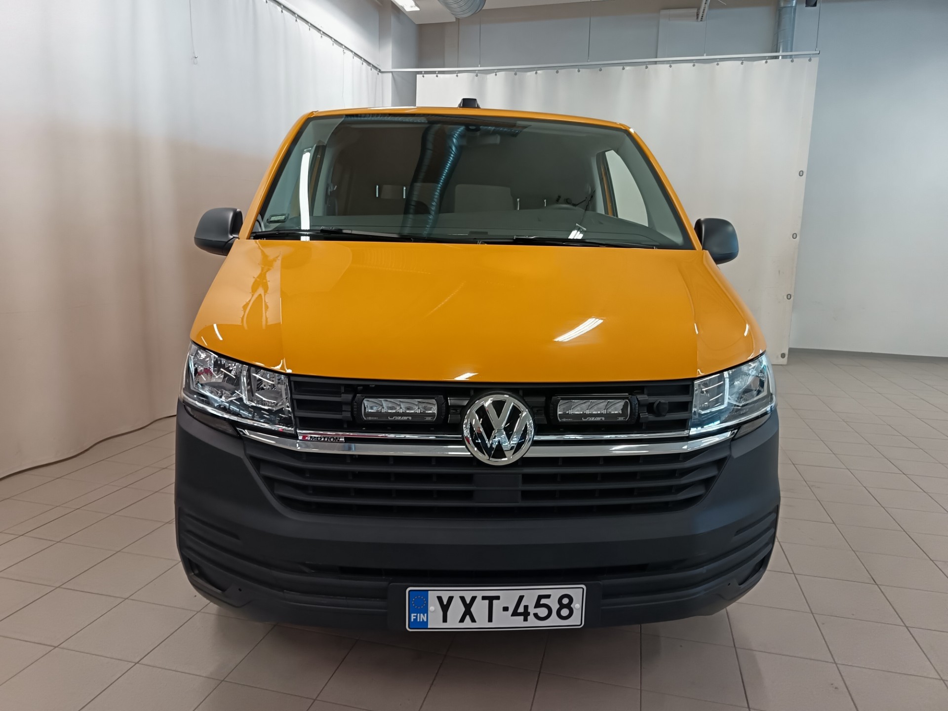 VOLKSWAGEN Transporter 2024
