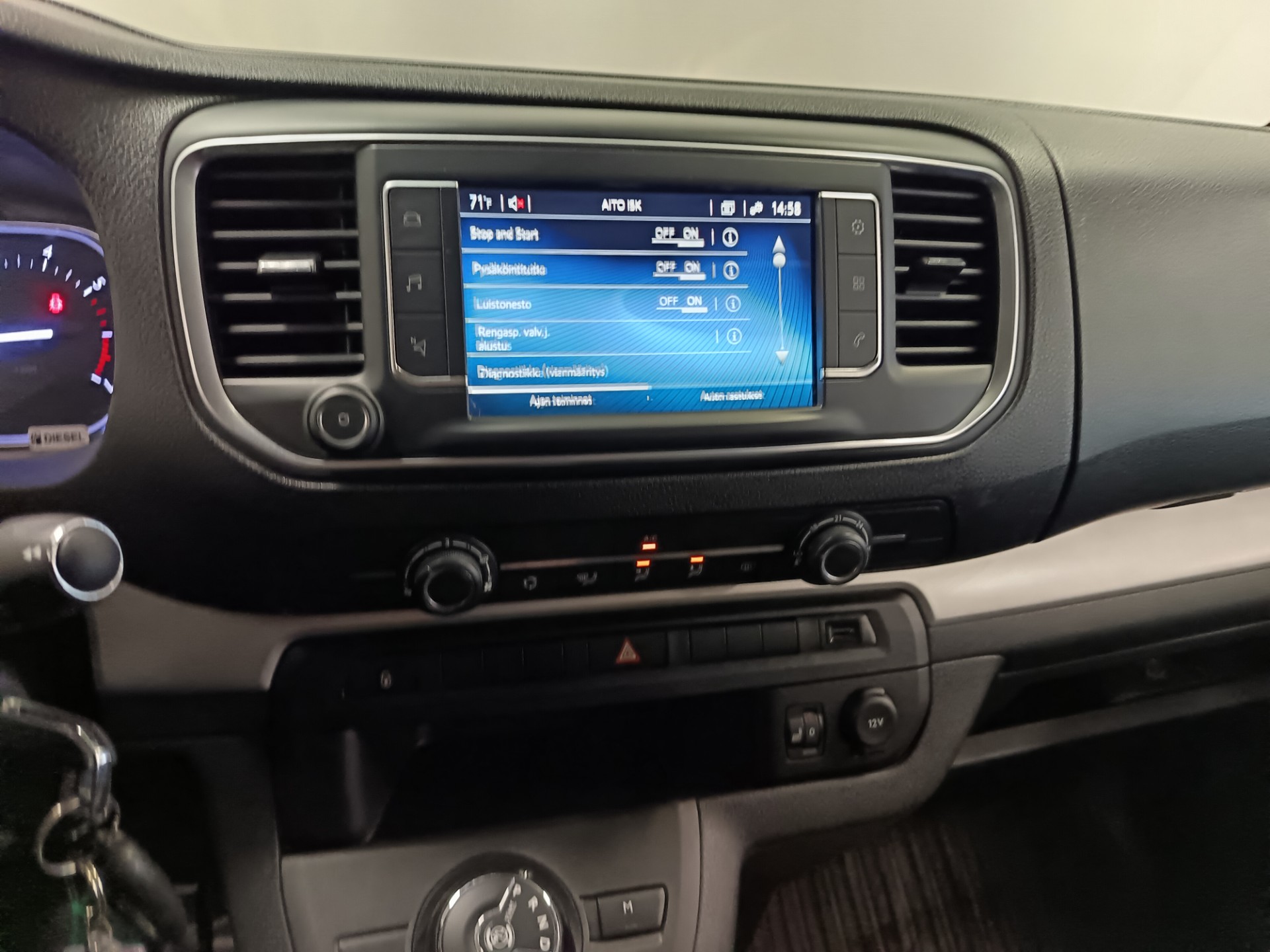 Toyota Proace Verso 2024