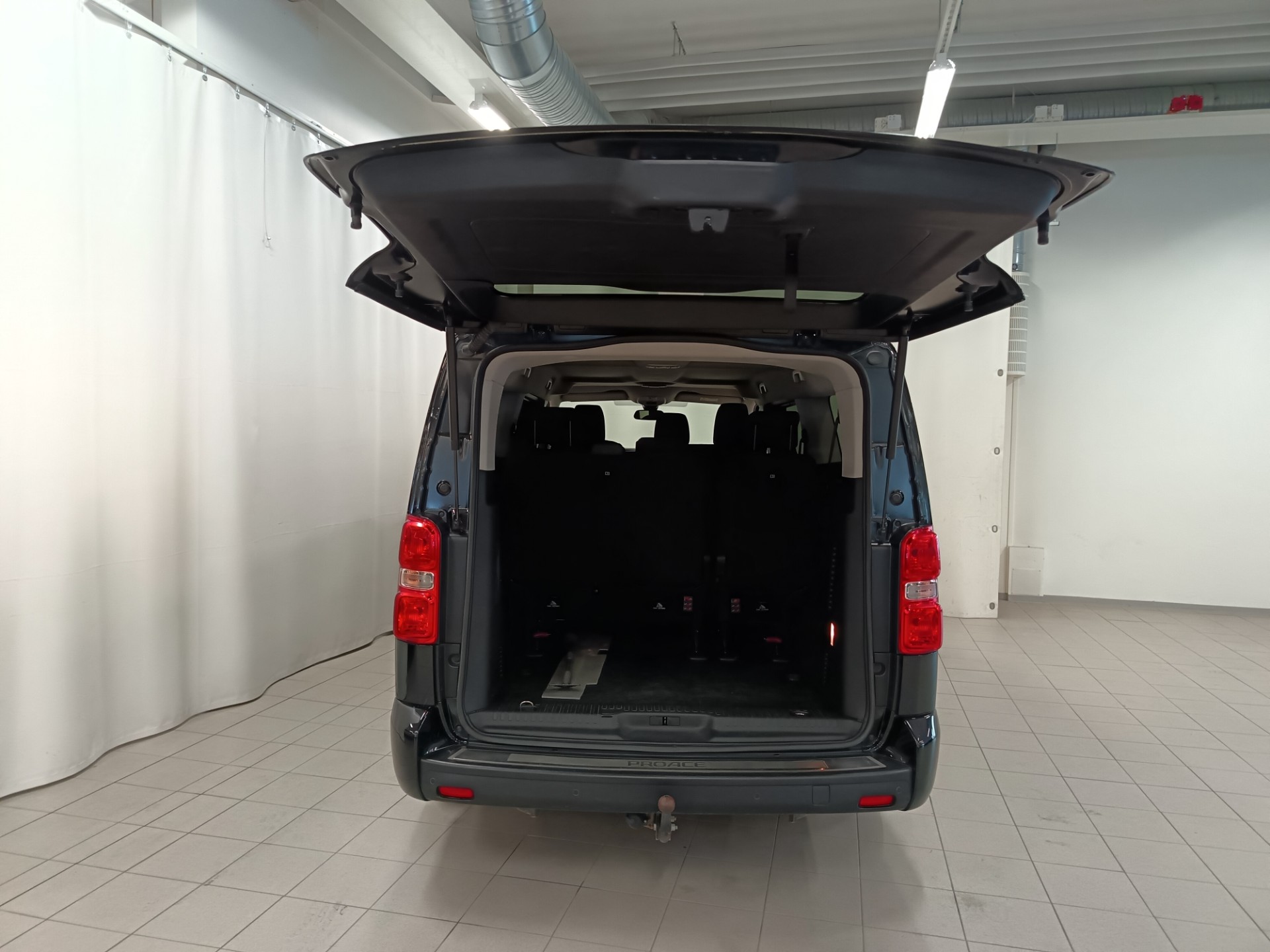 Toyota Proace Verso 2024