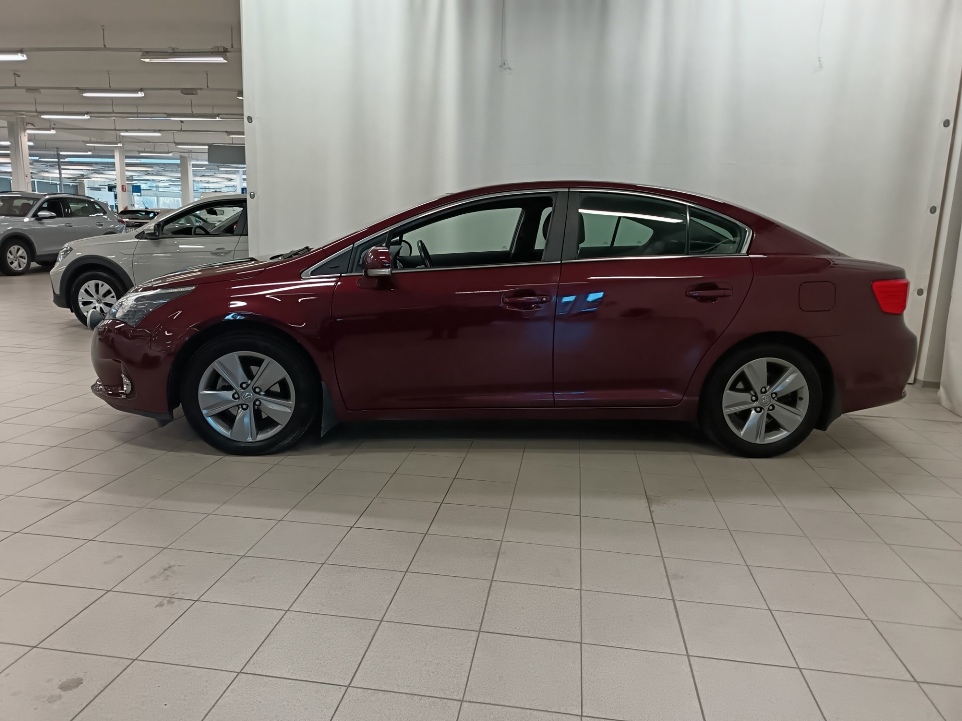 TOYOTA Avensis 3