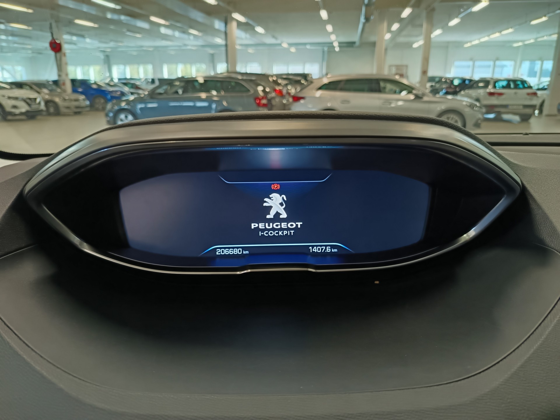 PEUGEOT 5008 2019