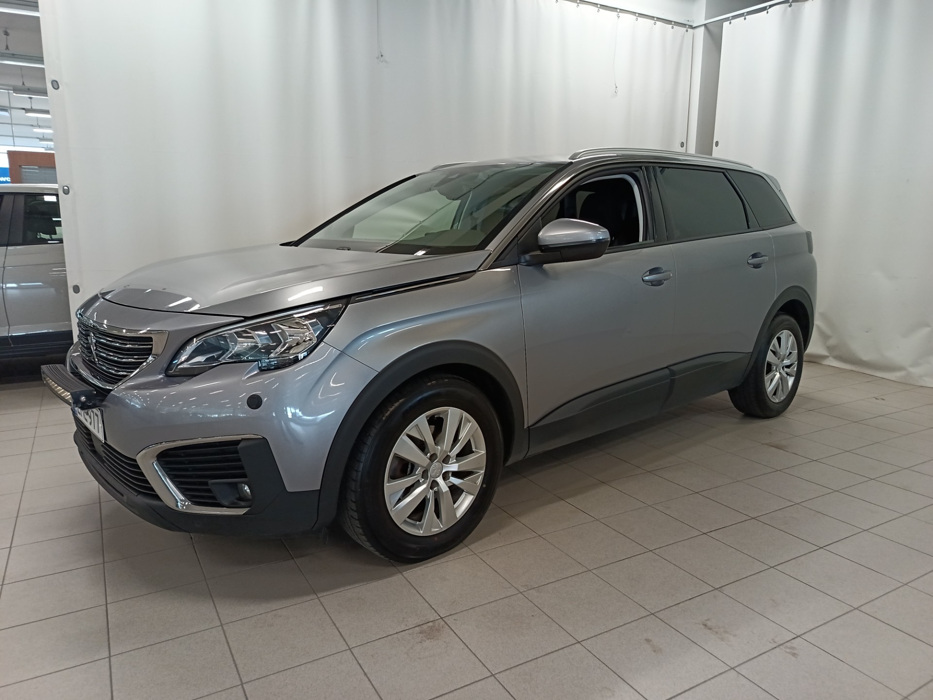 PEUGEOT 5008 2019