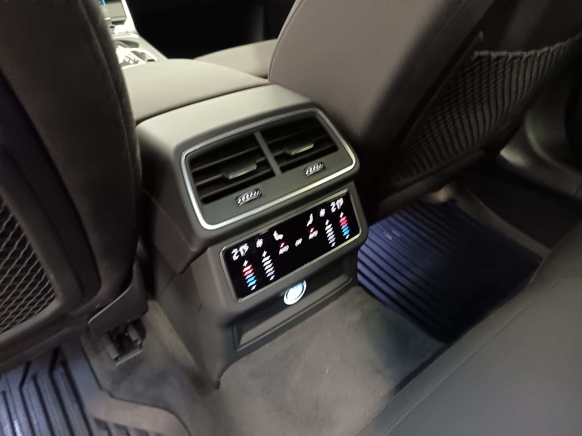 AUDI A6 2020
