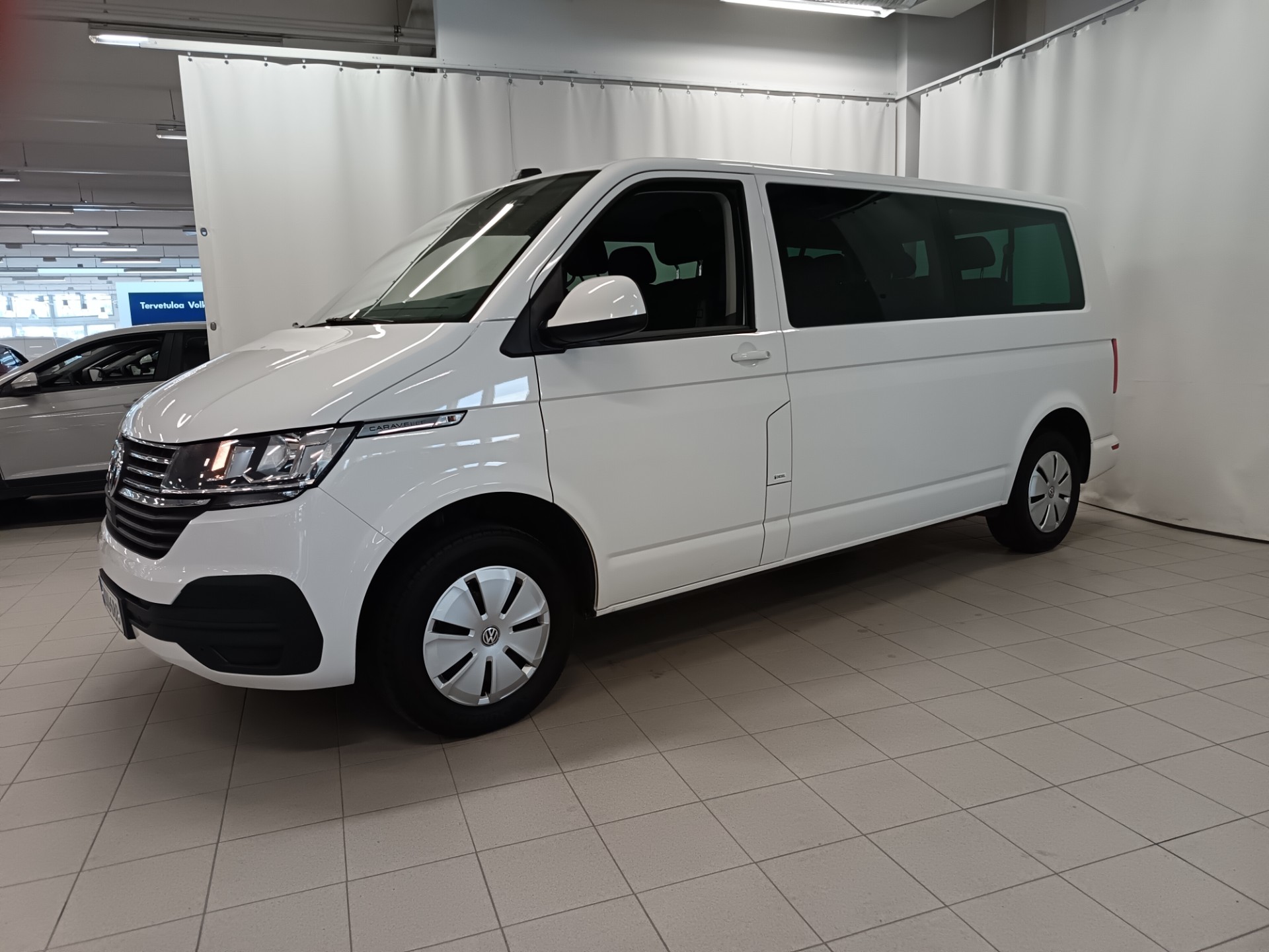 Volkswagen Caravelle 2023