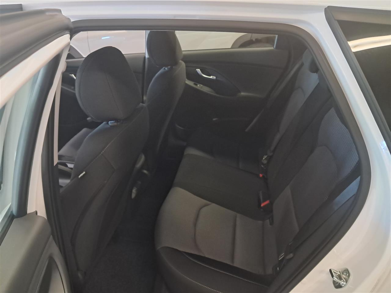 Hyundai i20 Hatchback 2025