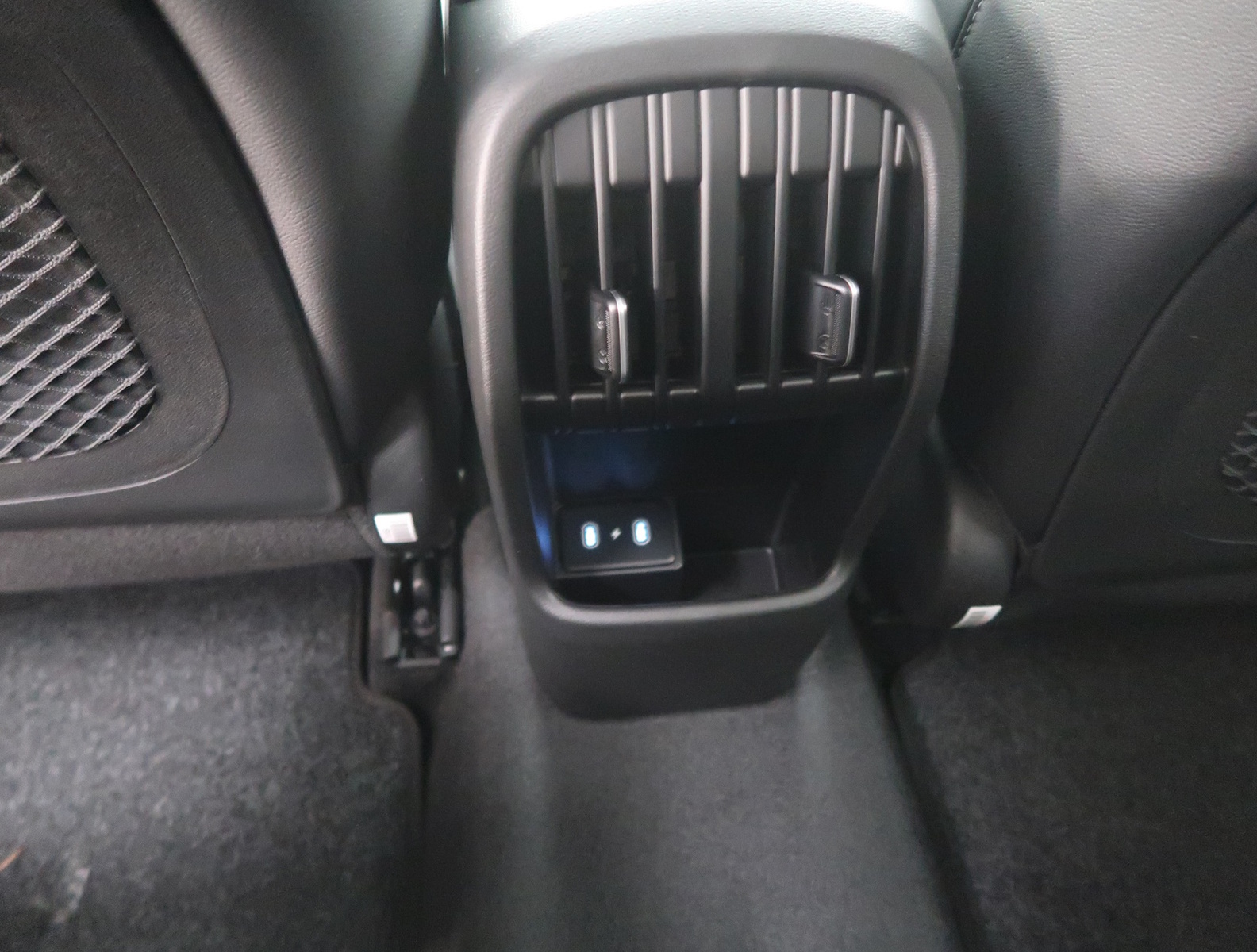 Hyundai KONA Hybrid 2025