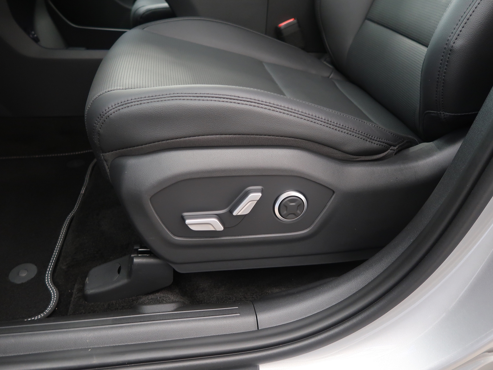 Hyundai Santa Fe 2025