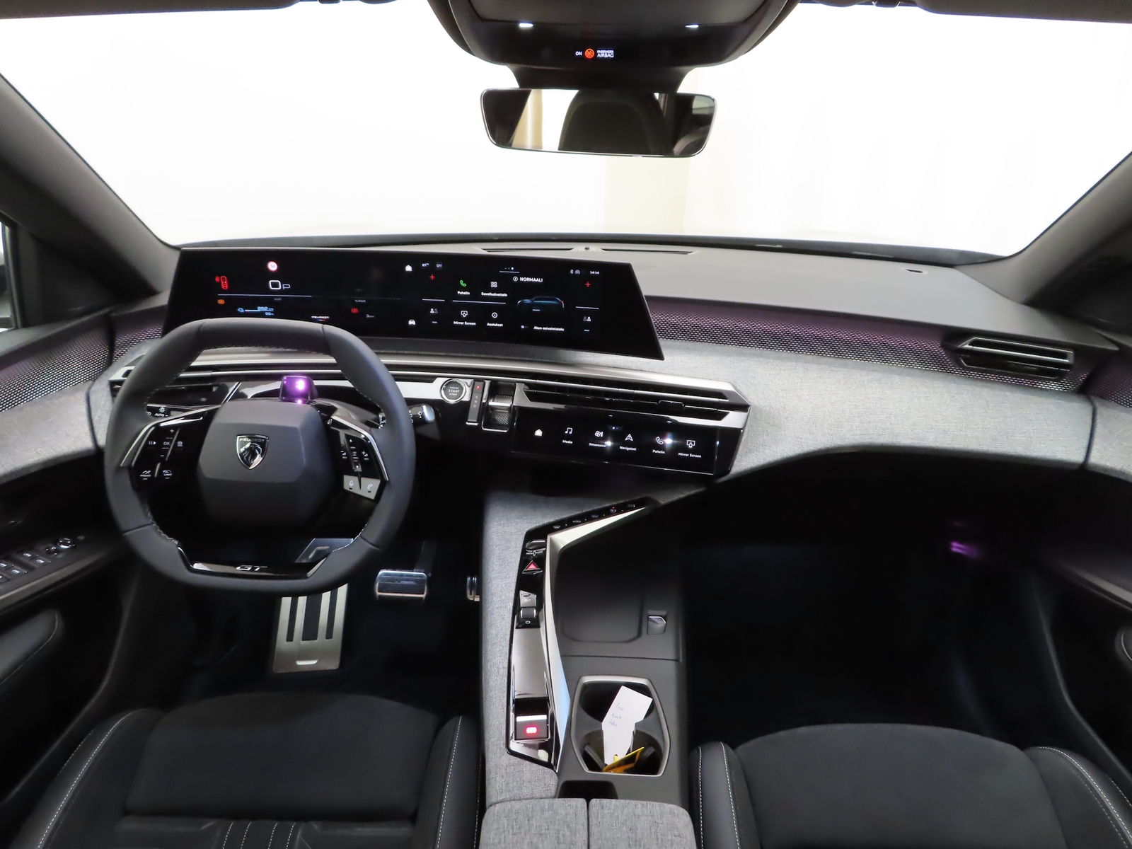 Peugeot E-5008 2026
