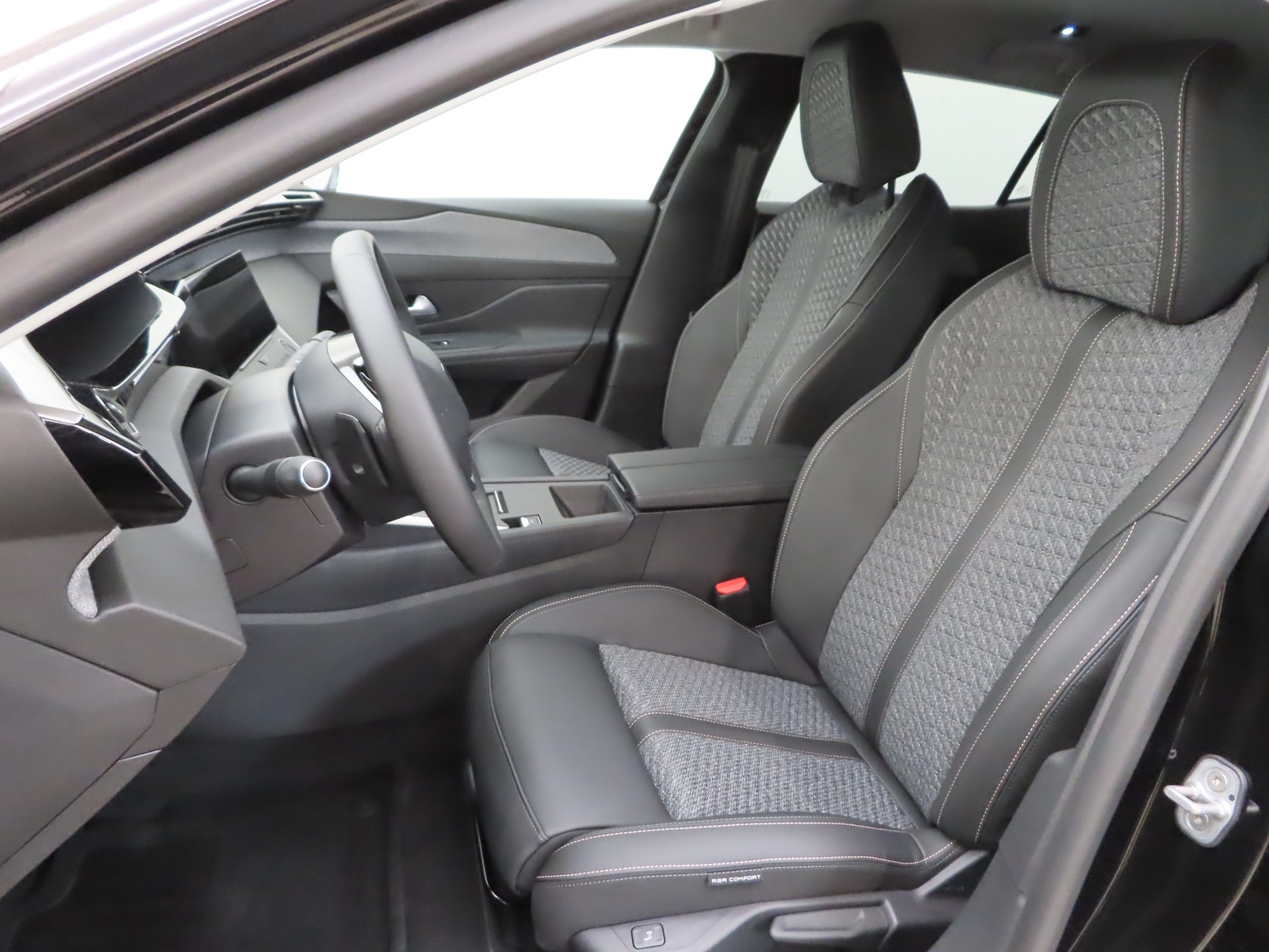 Peugeot 408 2026