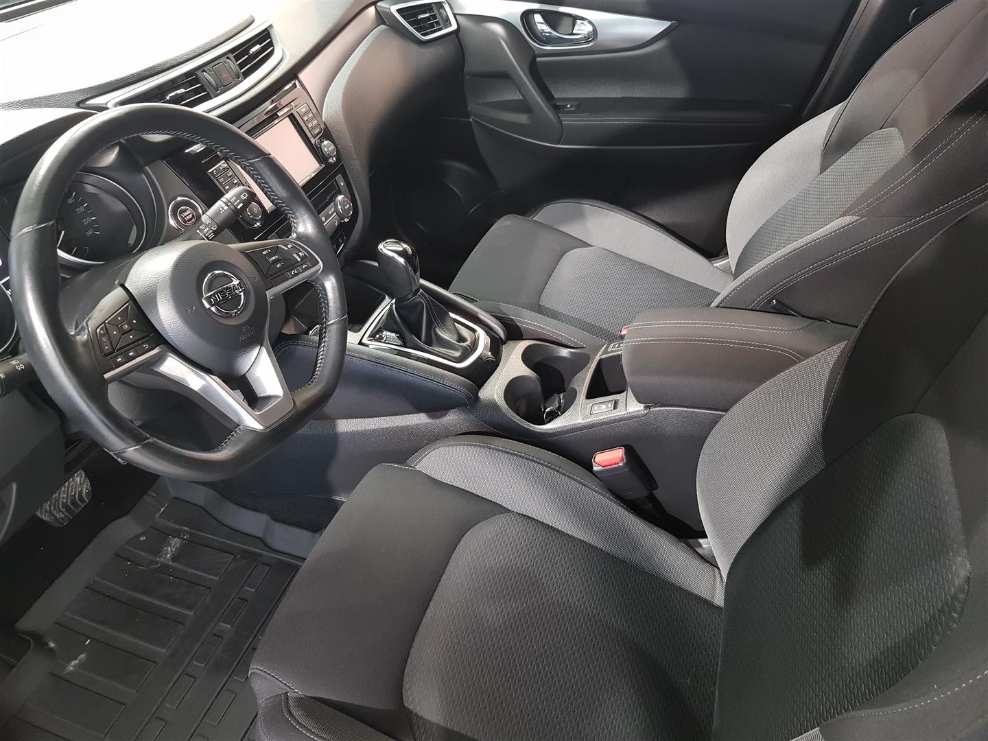 NISSAN Qashqai 2018