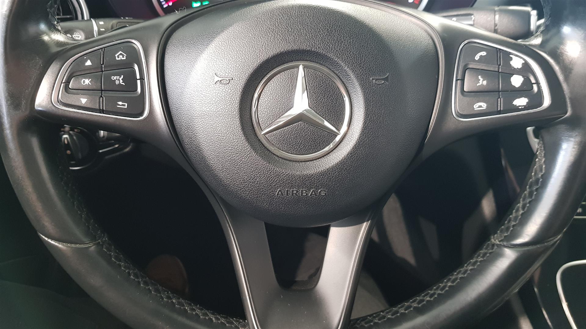 MERCEDES-BENZ C 2015