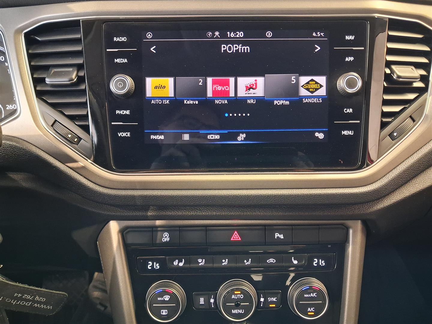 VOLKSWAGEN T-Roc 2022