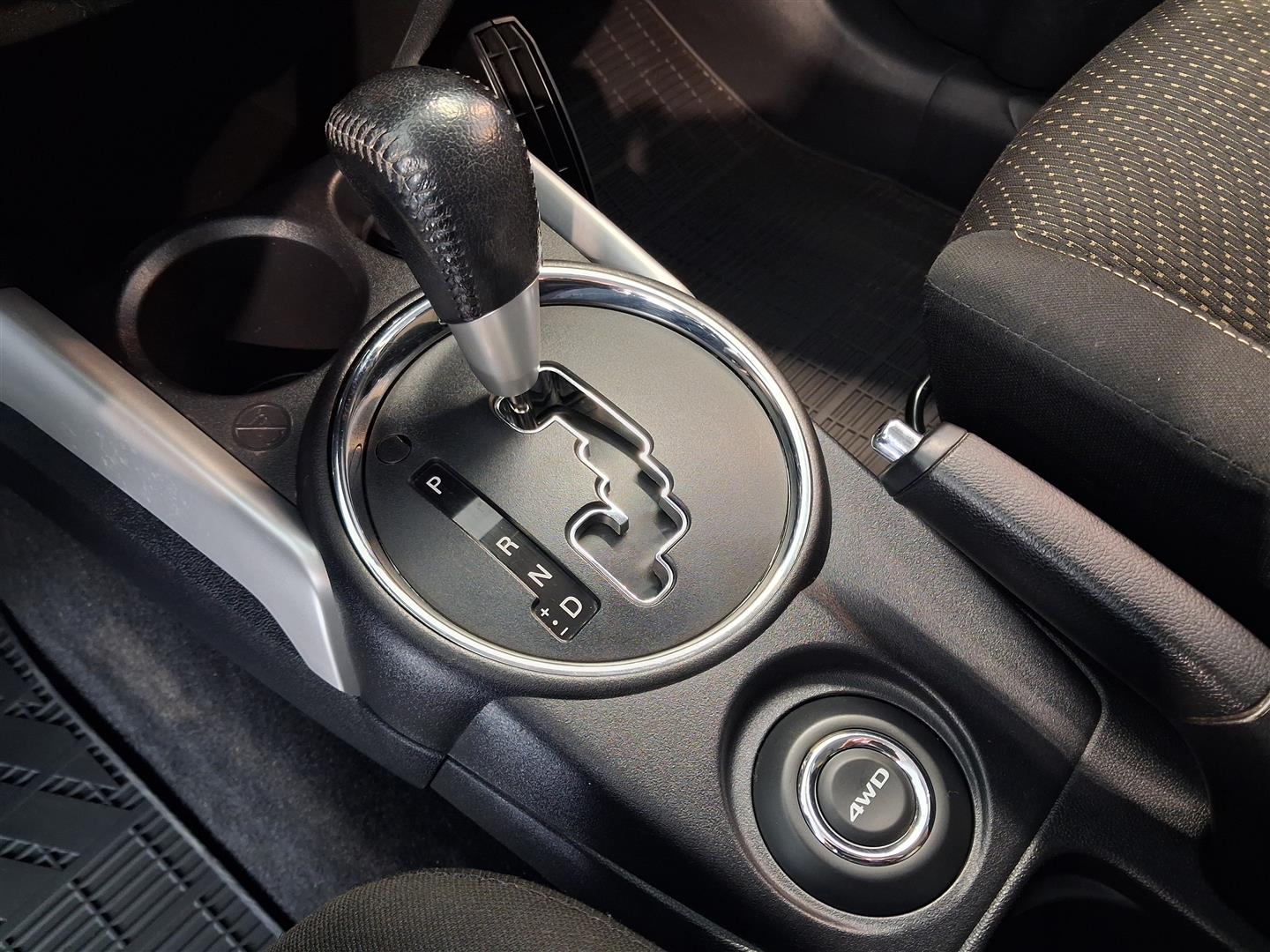 MITSUBISHI ASX 2014