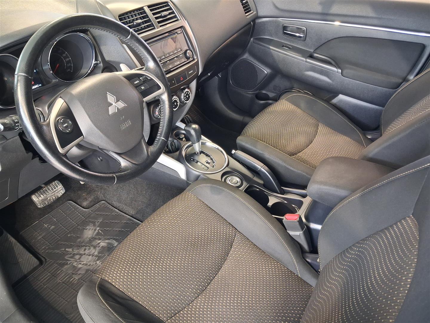 MITSUBISHI ASX 2014