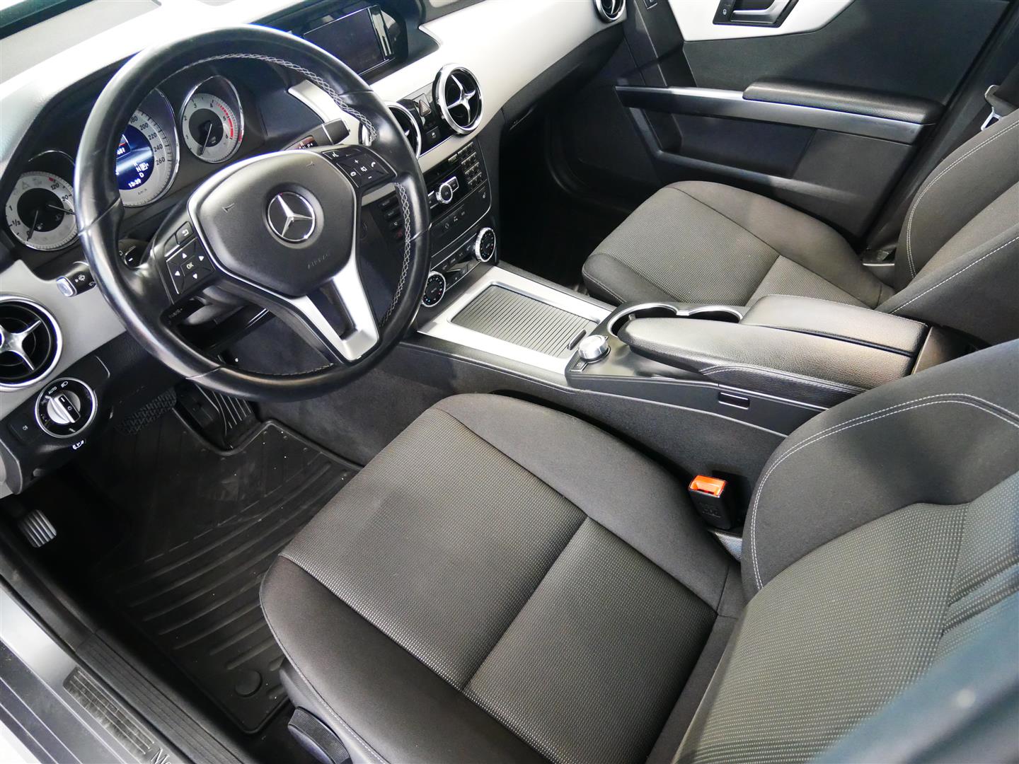 MERCEDES-BENZ GLK 2014