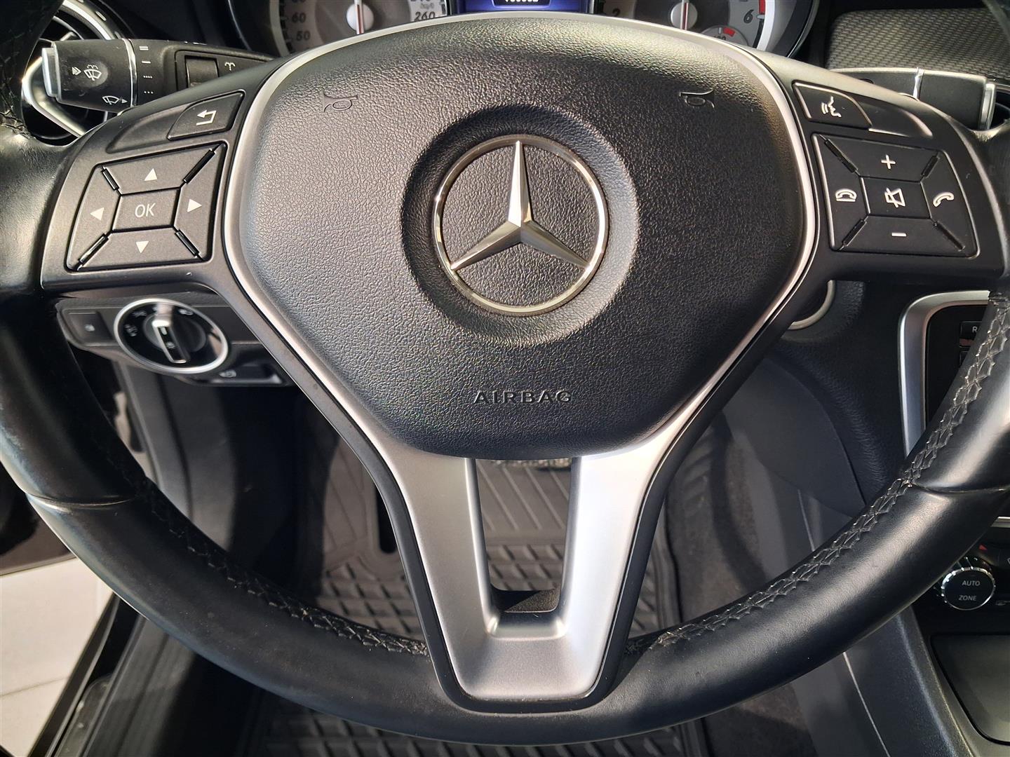 Mercedes-Benz GLA 2014