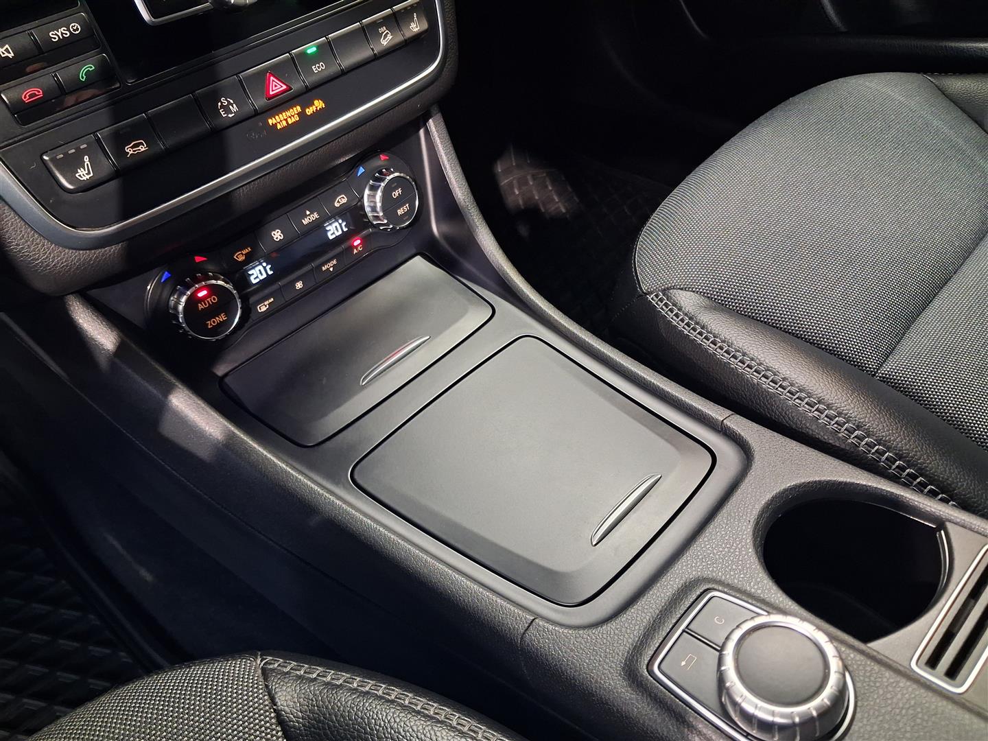 Mercedes-Benz GLA 2014