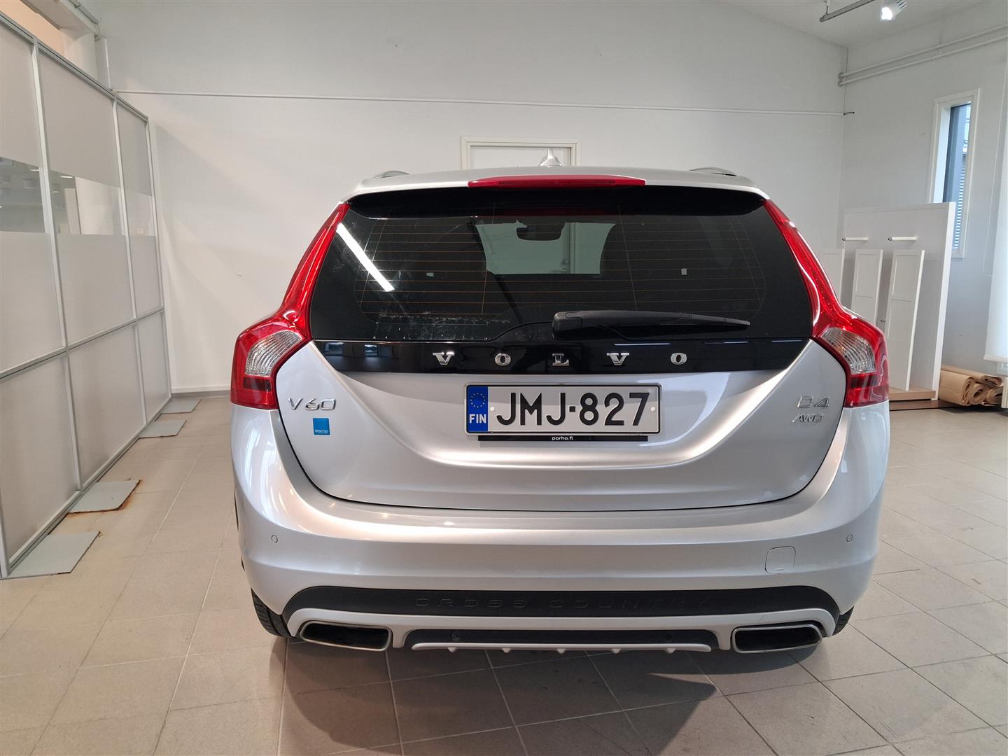 VOLVO V60 Cross Country 2017