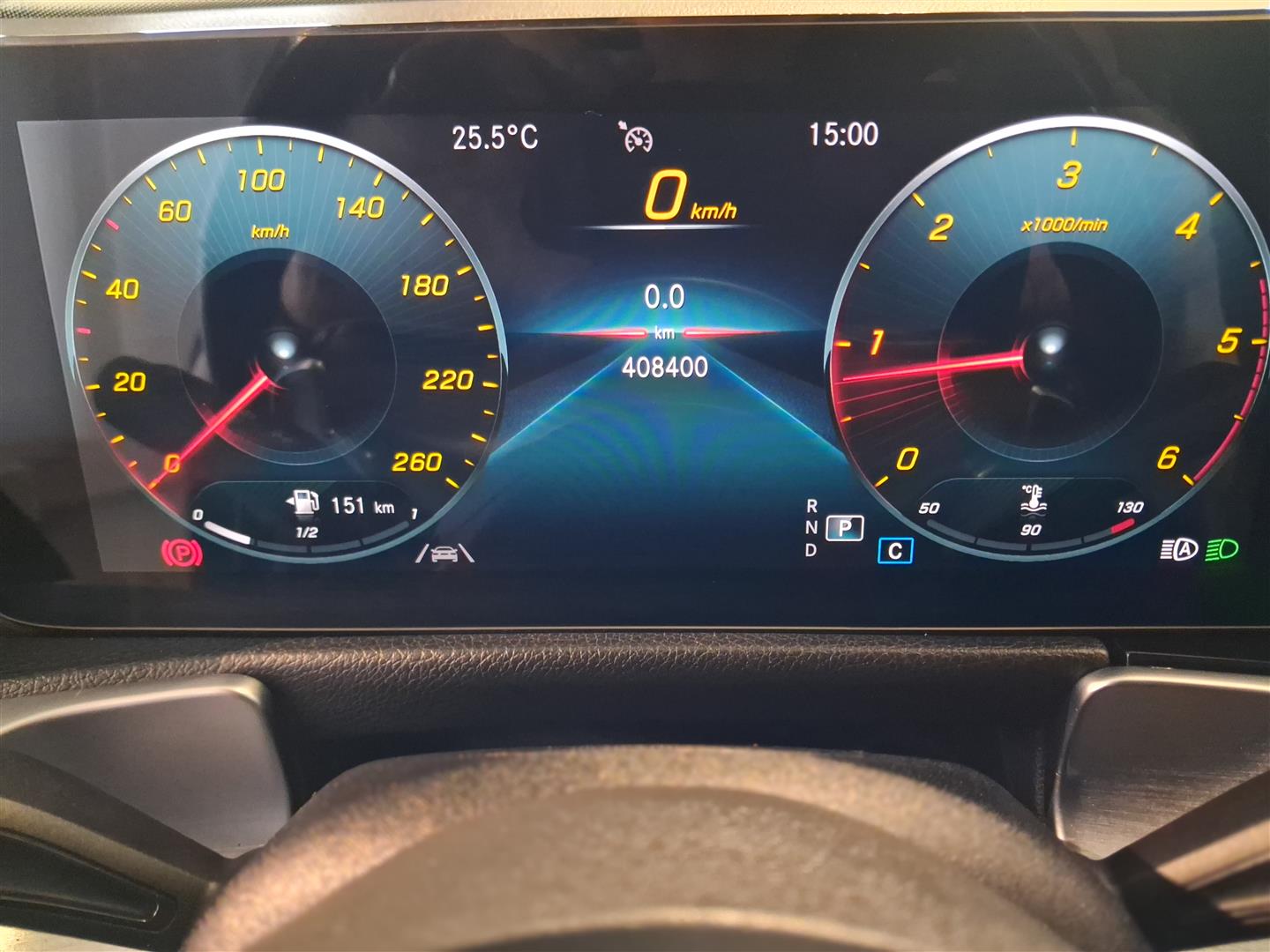 MERCEDES-BENZ GLB 2021