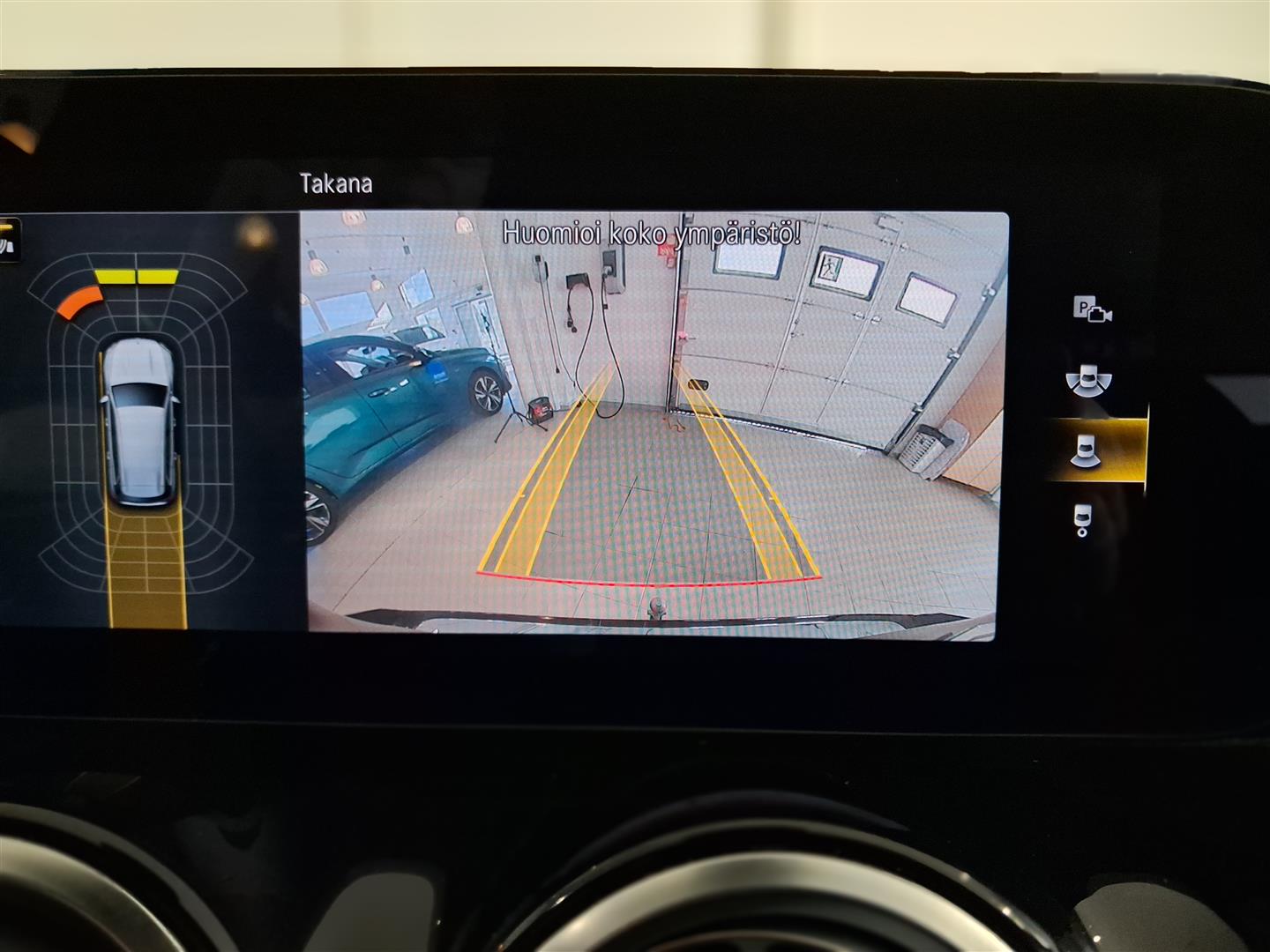 MERCEDES-BENZ GLB 2021