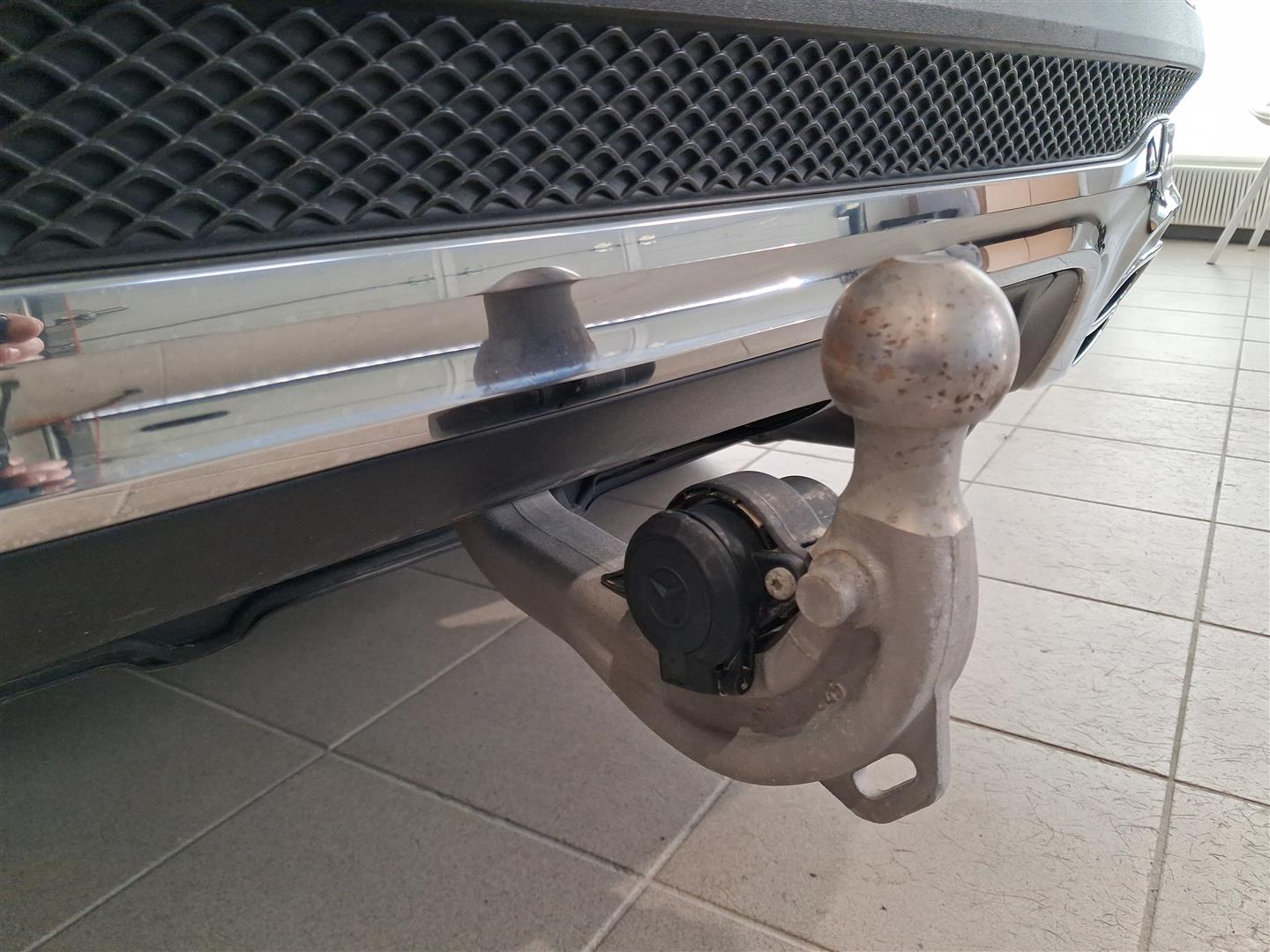 MERCEDES-BENZ GLB 2021