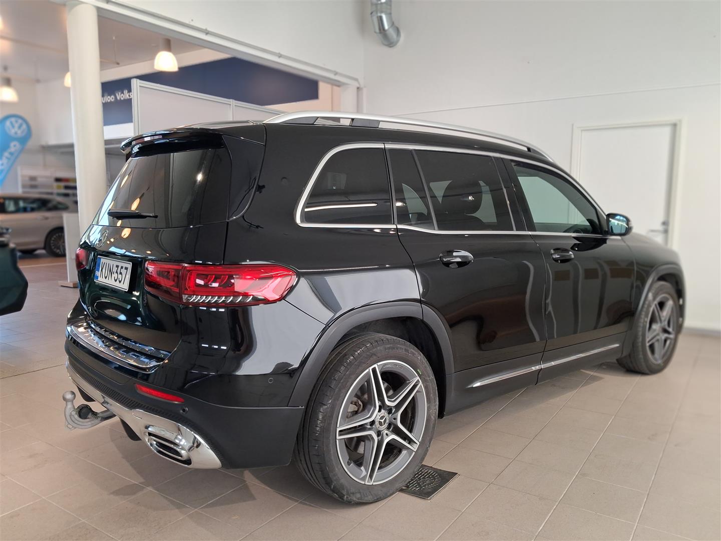 MERCEDES-BENZ GLB 2021