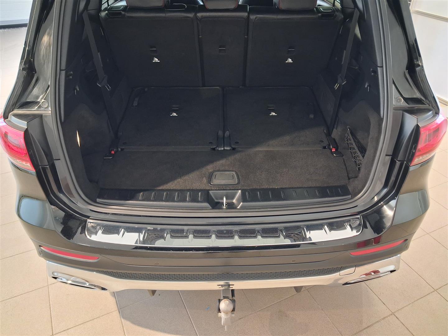 MERCEDES-BENZ GLB 2021